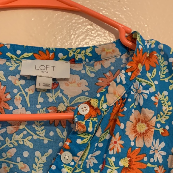 Loft Floral Button Blouse - Picture 2 of 7